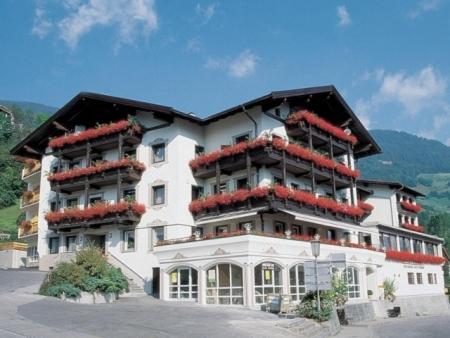 Gasthof Pitztaler Hof Wenns Exterior photo